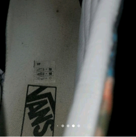 Vans - Picture 4 of 4